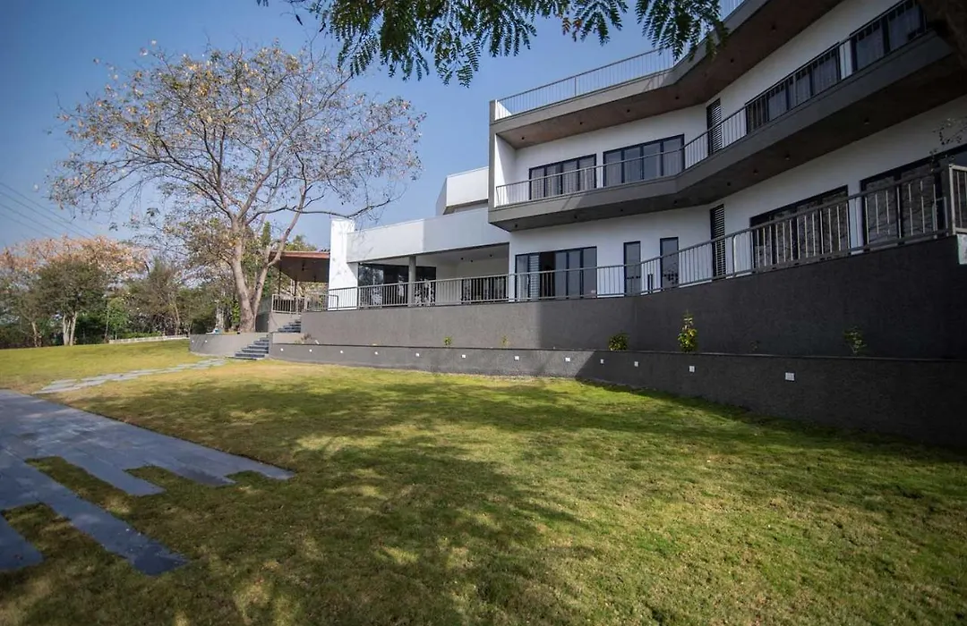 Earth Song By Stayvista - Boasting An Open Theatre, Games, Spacious Lawn, Swimming Pool & Conference Room-1